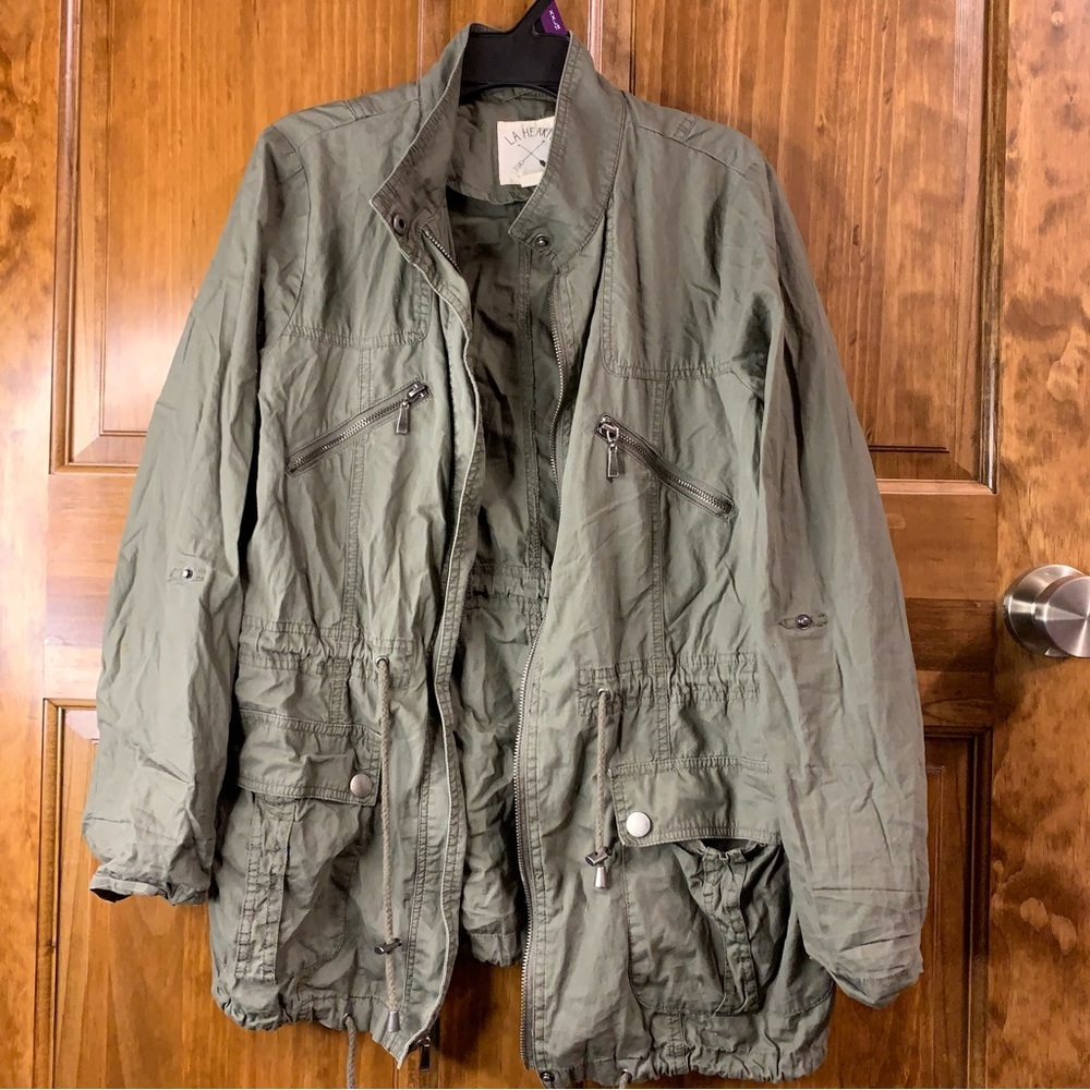 Women’s size small LA Hearts long sleeve zip up and button jacket
